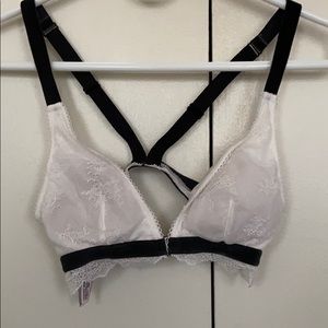 Victoria’s Secret white lace bralette size XS